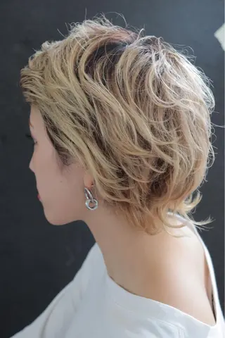 ショート カラー ✨髪質改善&ボブ✨ 近藤 凌のヘアスタイル