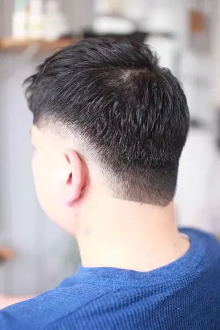 ショート メンズ 大西 カズマのヘアスタイル