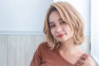 ショート カラー リルウヘアー 天王寺のヘアスタイル