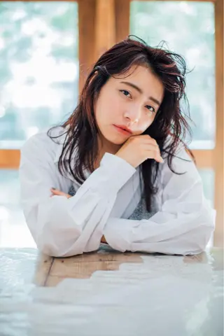 ロング カラー 林 里美のヘアスタイル