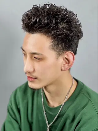 ショート パーマ ヘアアレンジ メンズ ヒロ銀座ヘアーサロン東京八重洲所属・⚡️メンズ特化⚡️ 倉林 隼大のヘアスタイル