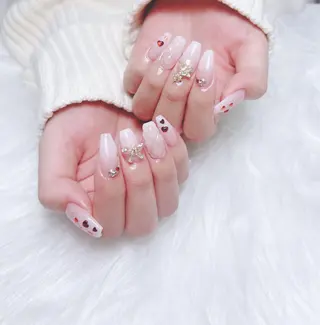 ネイル uu ネイルサロン関内🌼のネイルデザイン