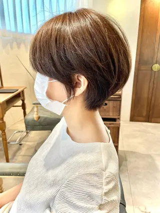 ショート 日比崚介🍀 おくれげ小顔カットのヘアスタイル