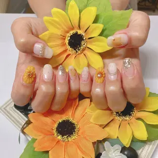 ネイル Nail Salon Leafのネイルデザイン