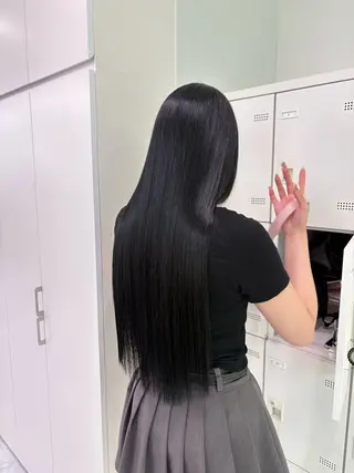 ロング カラー ヘアアレンジ 🎀RIN🎀 縮毛矯正🩶暗髪のヘアスタイル