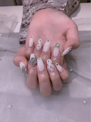 ネイル 美爪パラジェル導入店 Sunnilyのネイルデザイン