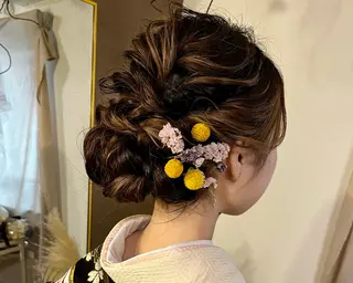 セミロング ヘアアレンジ Orla 🌿chiekoの眉毛・アイブロウイメージ