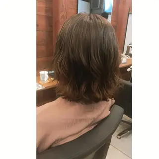 ミディアム 青木 みなのヘアスタイル