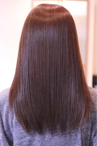 ロング 西村 LaniRuhrのヘアスタイル