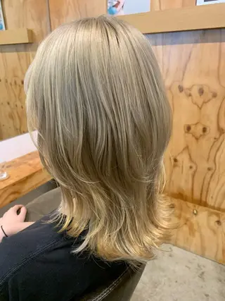 ミディアム カラー レイヤー/ナチュラル 💐nao.のヘアスタイル