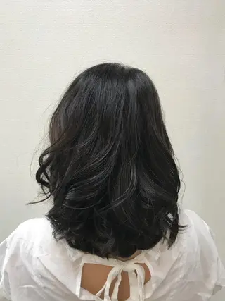 ミディアム カラー 吉森 満俊のヘアスタイル