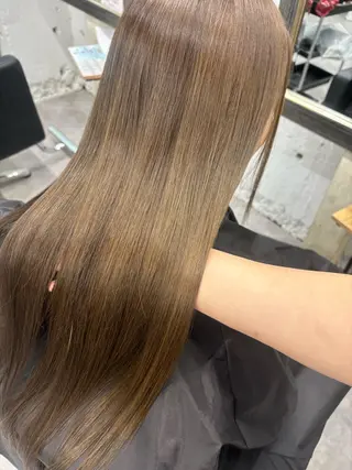 ロング カラー ハイトーン/ダブル カラー/akihoのヘアスタイル