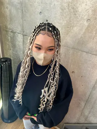 ロング ヘアアレンジ HARURU🪮✨ ブレイズ海外ヘアのヘアスタイル