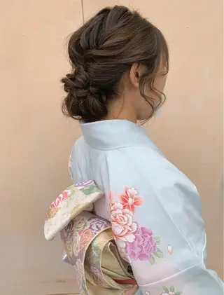 ロング ヘアアレンジ yui .のヘアスタイル