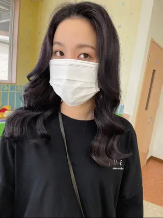 セミロング カラー yui .のヘアスタイル