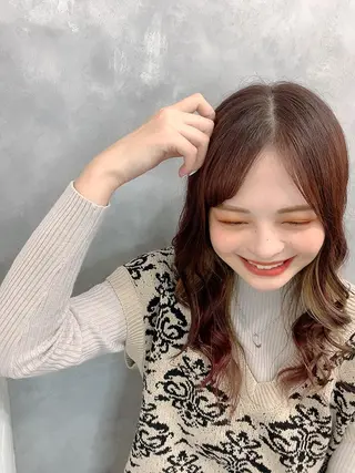 セミロング カラー チバ ヒロトのヘアスタイル