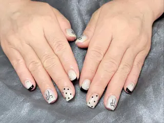ネイル H3 Nail Tsuki🦋💙のネイルデザイン