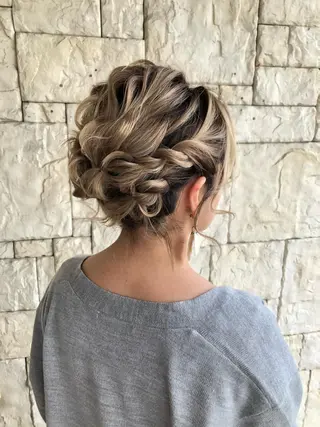 井上 歩美のヘアスタイル