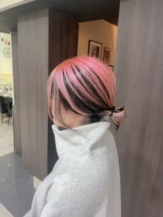レイヤー 艶々カラーのヘアスタイル