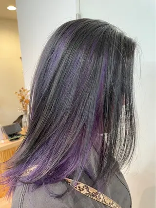 セミロング 室谷 ゆりあのヘアスタイル