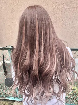 カラー ダブルスキルエクステ /羽エクステ白石宇由のヘアスタイル