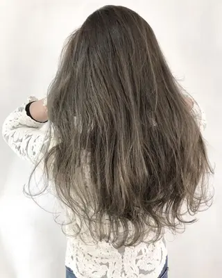 ロング カラー パーマ ヘアアレンジ メンズ キッズ ネイル マツエク・マツパ 韓国風×透明感カラー 髪質改善オタベシンヤのヘアスタイル