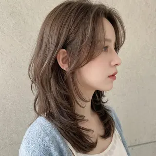 セミロング レイヤーカット／韓国 🤎きのした いちかのヘアスタイル