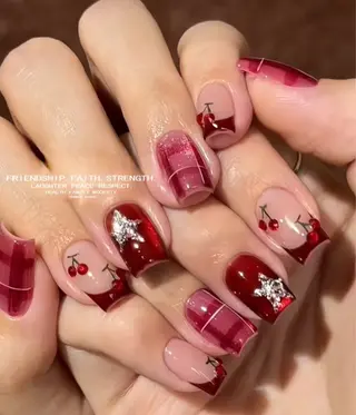 ネイル 長さだし専門店 M2　rikaのネイルデザイン