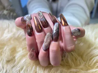 ネイル 渋谷T&B ロング ネイル/ユキ🤎のネイルデザイン