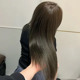 ロング カラー 似合わせレイヤー/ 透明感カラーのヘアスタイル