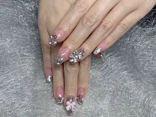 ネイル More Glam 池袋東口店のネイルデザイン