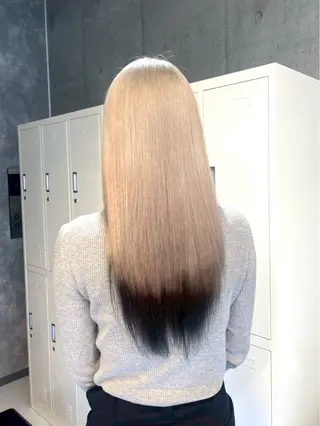 カラー 🦋ハイトーン×ア レンジ💫Leenaのヘアスタイル