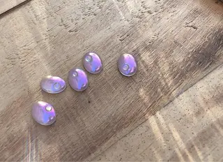 ショート カラー ネイル マツエク・マツパ illum hicariのネイルデザイン