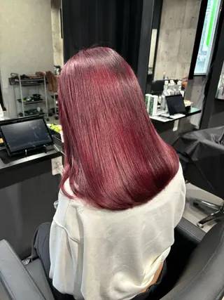 セミロング カラー ヘアアレンジ _WHITE / KENTOのヘアスタイル