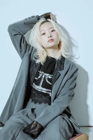 カラー ブリーチカラー特化 ✨️永井諒のヘアスタイル