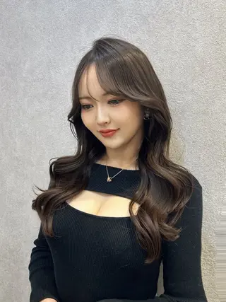 ロング カラー ヘアアレンジ 🩷韓国ヘア/ヨシン モリ🩷Maikaのヘアスタイル