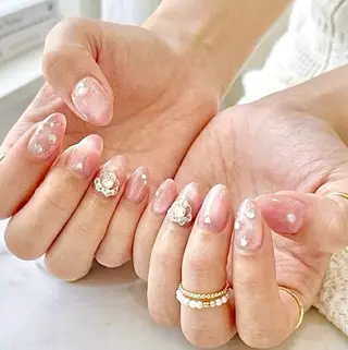 ミディアム Nail Salon midnightのネイルデザイン