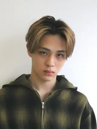 メンズ 🌿似合わせ透明感 カラー松本朋幸🌿のヘアスタイル