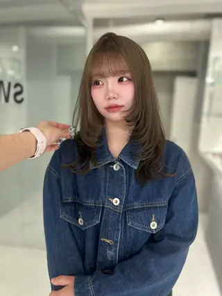 セミロング ️💜akari💜 ハイトーン/レイヤーのヘアスタイル