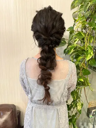 セミロング ヘアアレンジ きむえり/髪質改善 /うねり広がり改善のヘアスタイル