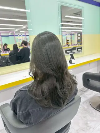 ロング カラー 透明感🤍レイヤー ベージュ‎🤍ピンクのヘアスタイル