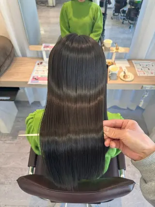 ロング 🫧岡野/透明感🍃 /髪質改善🫧のヘアスタイル