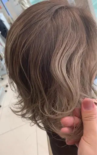 ショート カラー 美髪形成！色素改善！ 秋田　和輝のヘアスタイル