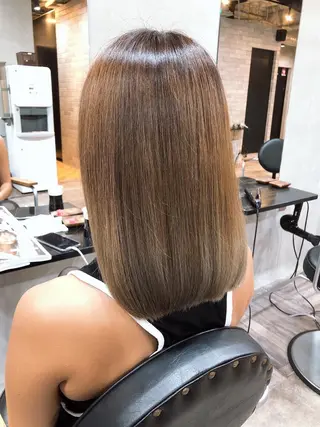 セミロング カラー 中村 優志のヘアスタイル