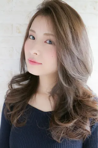セミロング MICO hairのヘアスタイル