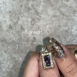 ネイル S. JEWELのネイルデザイン