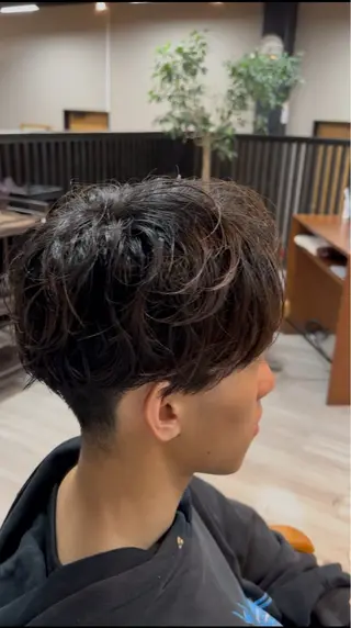 メンズ arika オケシ　リョウダイのヘアスタイル