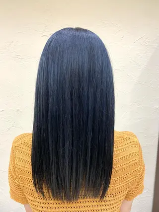 ロング ブリーチ🌈ハイトー ンカラー ✨アニカ✨のヘアスタイル