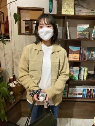 ミディアム 金田 夏野のヘアスタイル