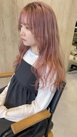 ロング 顔まわり／髪質改 善／白髪ぼかし／中山のヘアスタイル